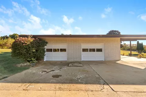 1149 Maynard, Jackson, MI 49202 photo 4
