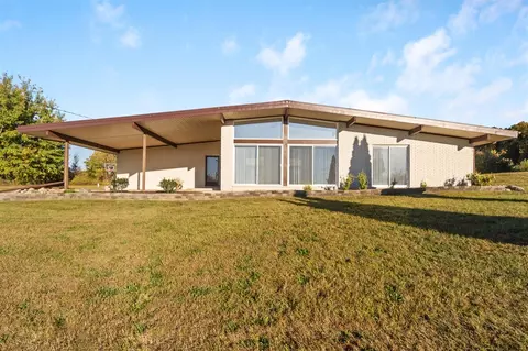 1149 Maynard, Jackson, MI 49202