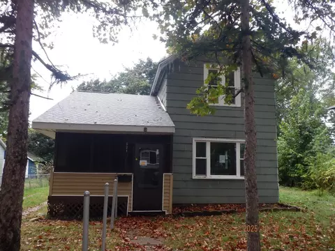 521 Edwin, Kalamazoo, MI 49048