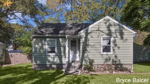 1650 Bush, Muskegon, MI 49442