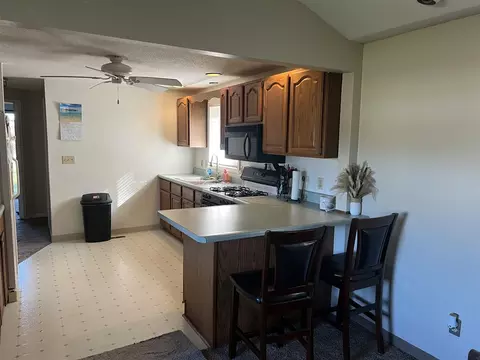 131 E Chicago, Coldwater, MI 49036 photo 5