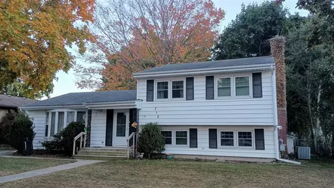 712 Dexter, Ludington, MI 49431