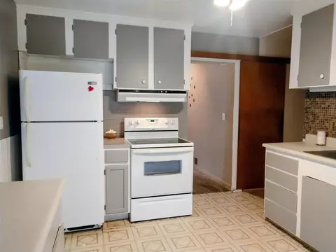 Kitchen - 1426 18th, Port Huron, MI 48060 photo 1 of 3