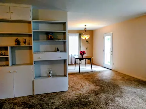 Living - 1426 18th, Port Huron, MI 48060 photo 4 of 4