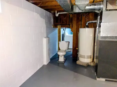 Bath - 1426 18th, Port Huron, MI 48060 photo 2 of 2