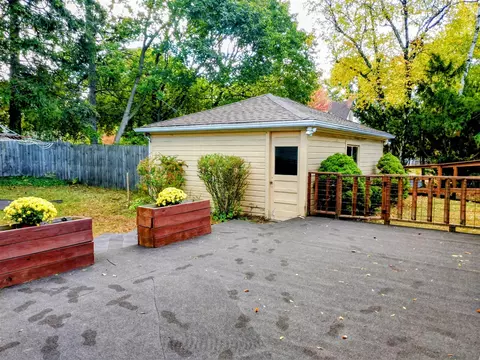 Exterior - 1426 18th, Port Huron, MI 48060 photo 3 of 4