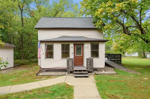 310 Cedar, Decatur, MI 49045