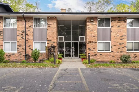 616 Lynn #24, Kalamazoo, MI 49008