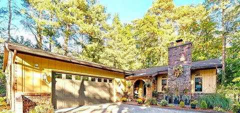 14666 Indian Trl, Grand Haven, MI 49417