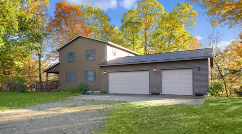 8440 S Felch, Newaygo, MI 49337