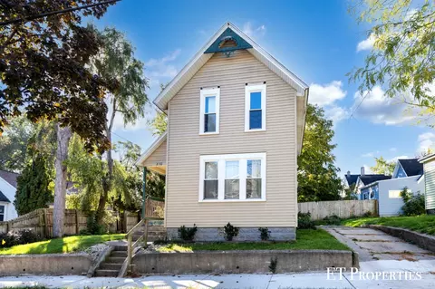 870 11th, Grand Rapids, MI 49504