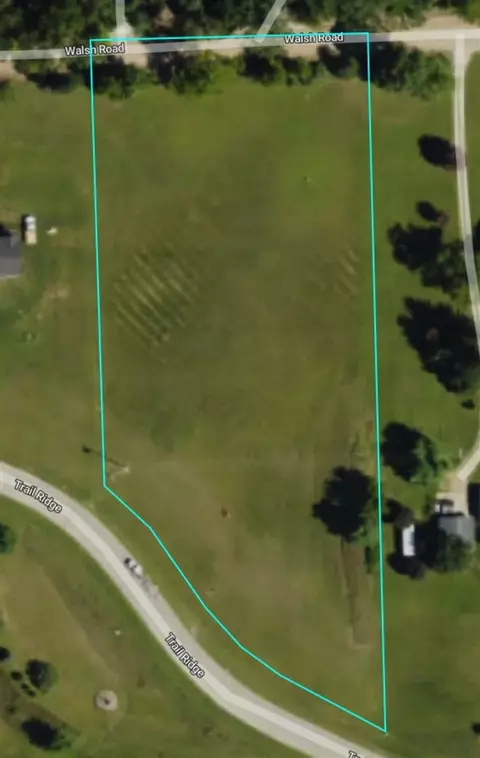 8562 Trail, Dexter, MI 48130 photo 2
