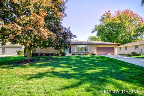 263 S Jefferson, Zeeland, MI 49464