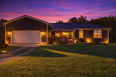 1114 E Sta, Sheridan, MI 48884