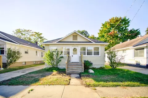759 Young, Muskegon, MI 49441