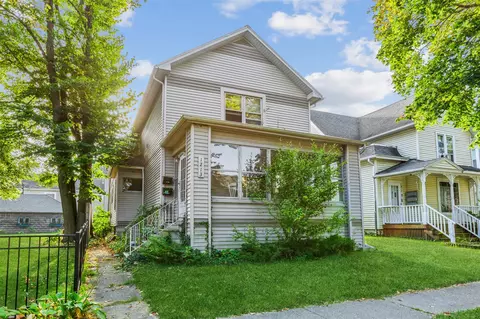 1213 State, Saint Joseph, MI 49085