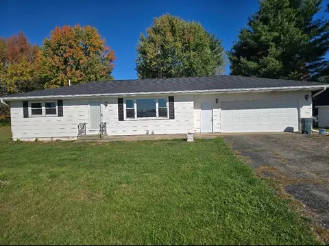10533 S County Line, Union City, MI 49094