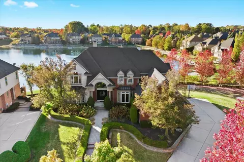 18155 Peninsula, Northville, MI 48168