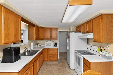 504 Sylvan, Buchanan, MI 49107 photo 9