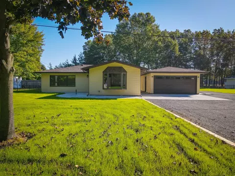 1708 S Carr, Muskegon, MI 49442