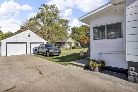144 Walcott, Jackson, MI 49203 photo 2