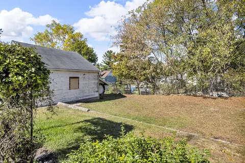 144 Walcott, Jackson, MI 49203 photo 35