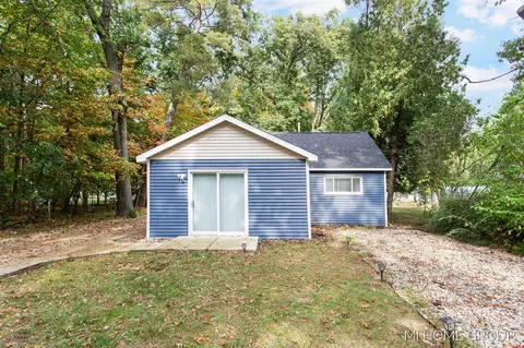 5601 King, Newaygo, MI 49337