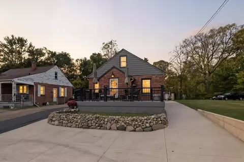 955 Capital, Battle Creek, MI 49017