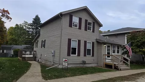 118 E Ml, Bellevue, MI 49021 photo 2
