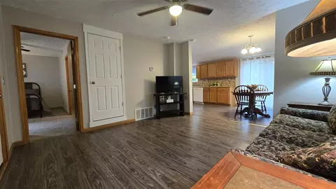 118 E Ml, Bellevue, MI 49021 photo 12