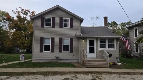 118 E Ml, Bellevue, MI 49021