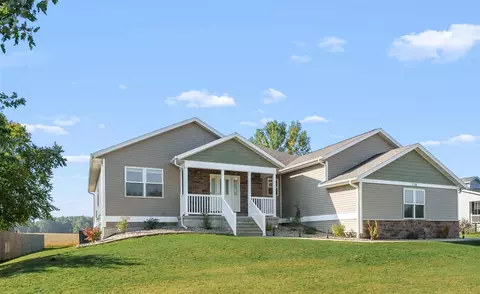 1720 Carlisle, Saint Joseph, MI 49085