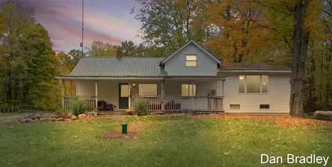 4299 Grow, Stanton, MI 48888