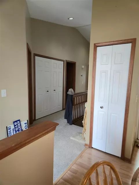 Entry Way - 11492 Michael, Washington, MI 48094 photo 1 of 2