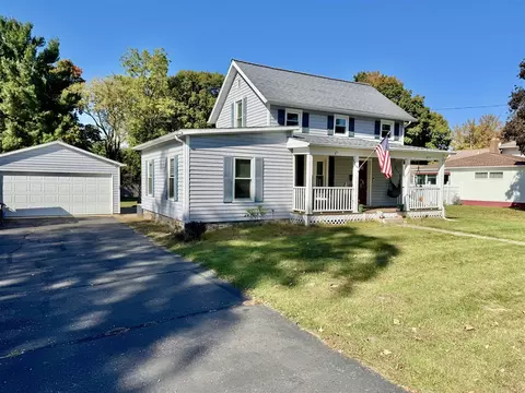 321 North, Jonesville, MI 49250