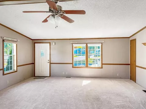 Living - 316 Cadgewith, Lansing, MI 48906 photo 3 of 5
