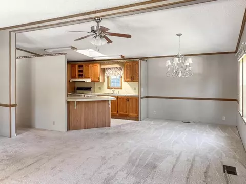 Living - 316 Cadgewith, Lansing, MI 48906 photo 2 of 5