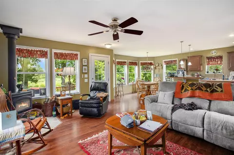 667 River, Coldwater, MI 49036 photo 5
