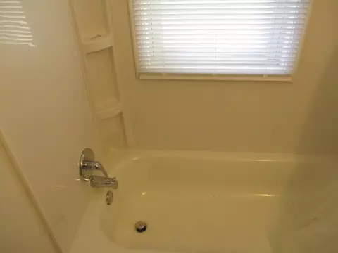 Bath - 6740 Birchdale, Romulus, MI 48174 photo 3 of 3