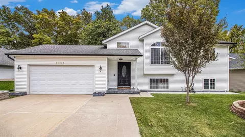 5904 Penny Farm, Grand Rapids, MI 49508