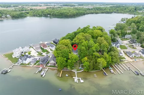 4626 Hilltop, Caledonia, MI 49316