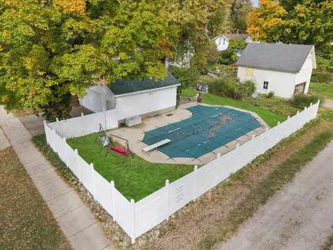 Exterior - 203 E Michigan, Reading, MI 49274 photo 3 of 14
