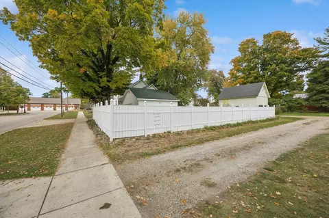 Exterior - 203 E Michigan, Reading, MI 49274 photo 6 of 14