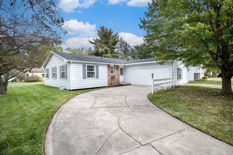 1828 Woodland, Portage, MI 49024