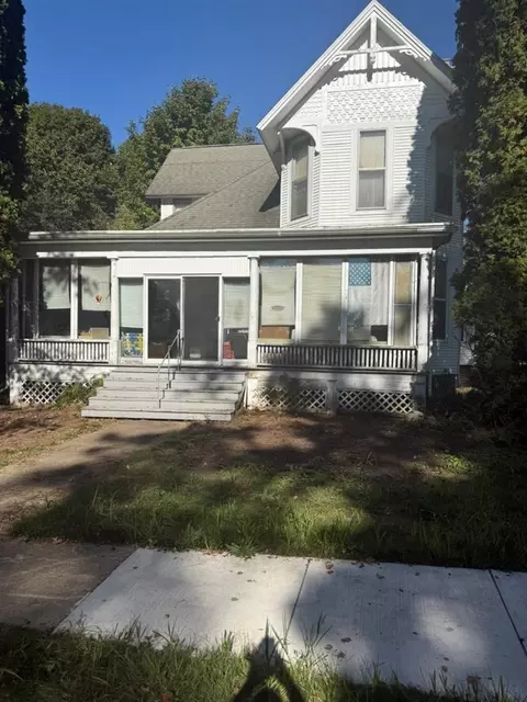 215 West, Jonesville, MI 49250