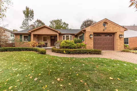 2112 Carhart, Ann Arbor, MI 48104