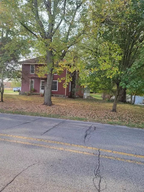 905 Fisher, Quincy, MI 49082