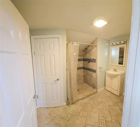 18802 Jefferson, Riverview, MI 48193 photo 16