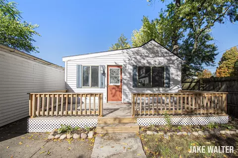1043 Merrifield, Grand Rapids, MI 49507