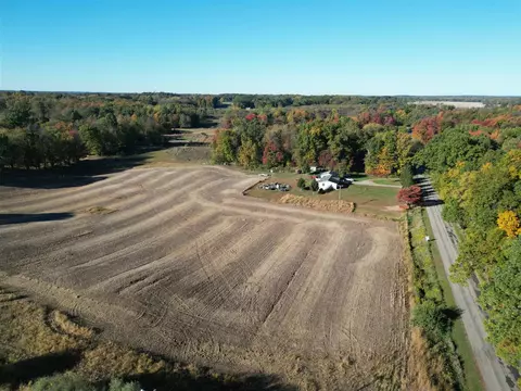 F, Marshall, MI 49068 photo 20